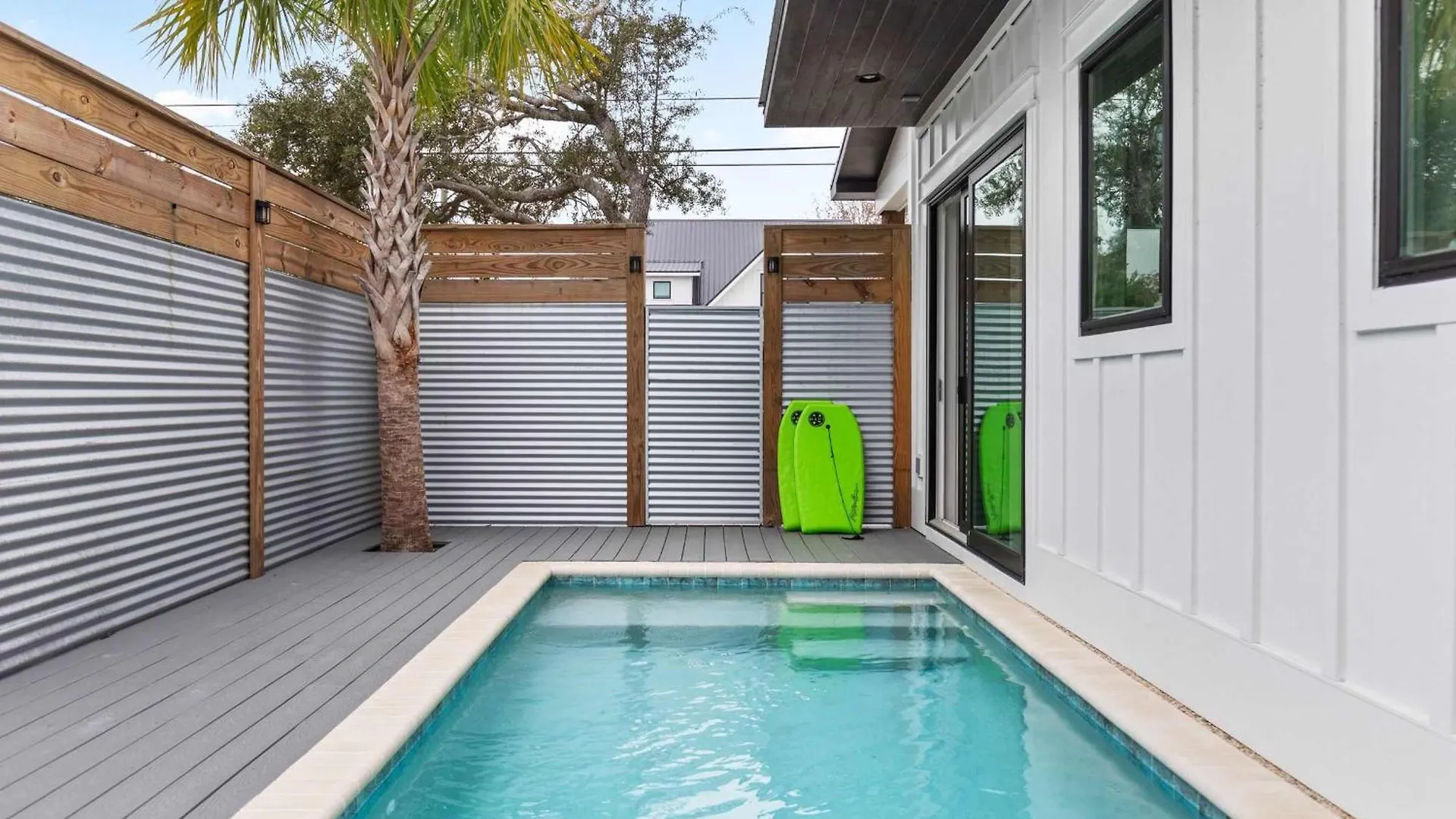 Lux Newly Built Seaglass And Sunsets Heatable Pool Close To Beach Family Friendly Panama City Beach ABD